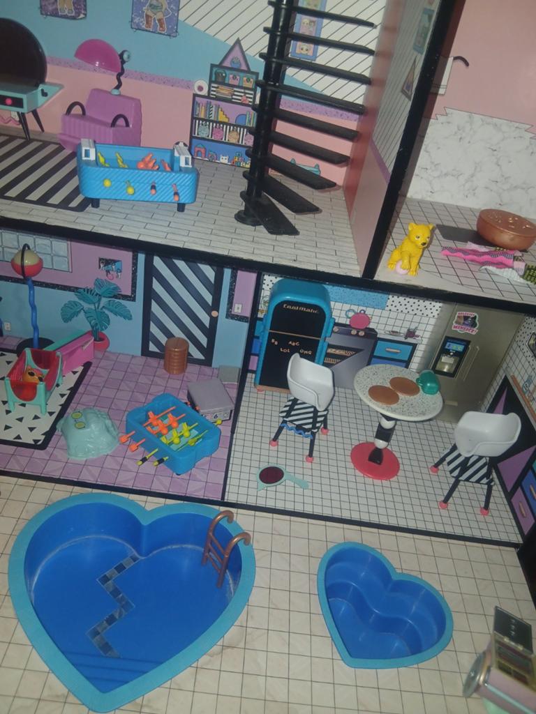 Lol suprise huis, Ophalen of Verzenden, Poppenhuis