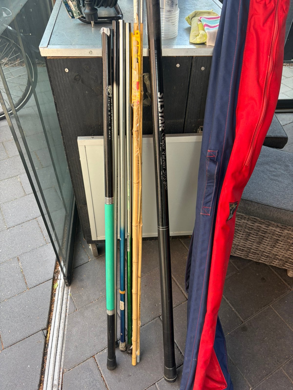 Vaste stok hengels te koop, Ophalen, Zo goed als nieuw, Vaste hengel