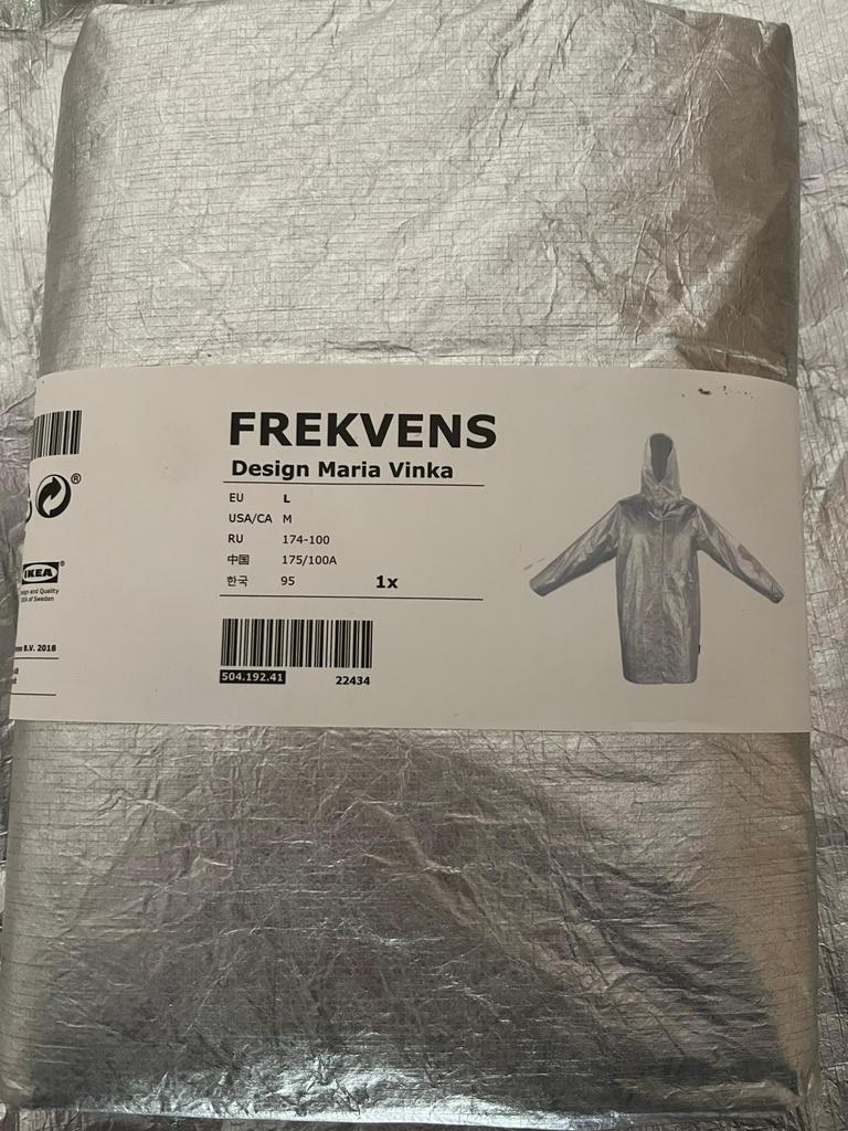 Frekvens Ikea Regenjas zilver design, Ophalen of Verzenden, Zo goed als nieuw