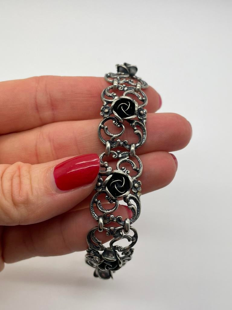 D148 Prachtige zilveren TEKA armband roosjes, Ophalen of Verzenden, Zilver, Armband