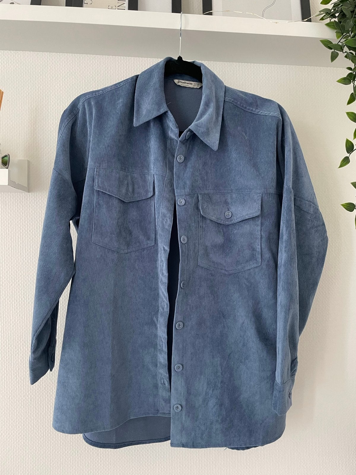 Stradivarius corduroy overhemd - Blauw, Blauw, Ophalen of Verzenden, Zo goed als nieuw, Lange mouw