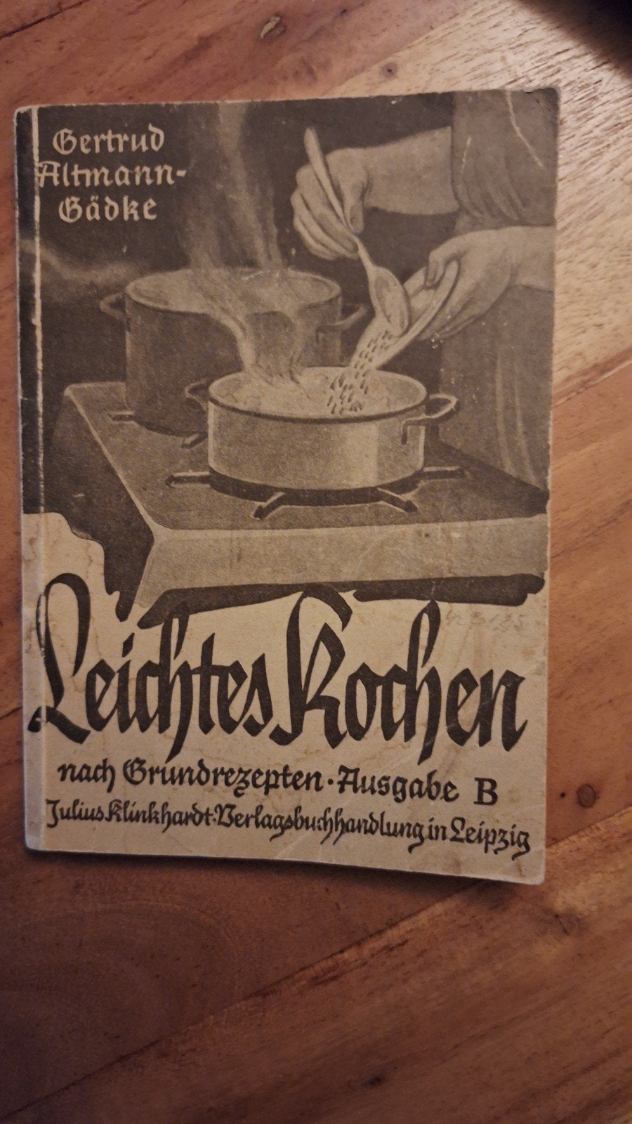Leichtes Kochen - Oud kookboek uit 1942, Voorgerechten en Soepen, Ophalen of Verzenden, Europa, Gelezen