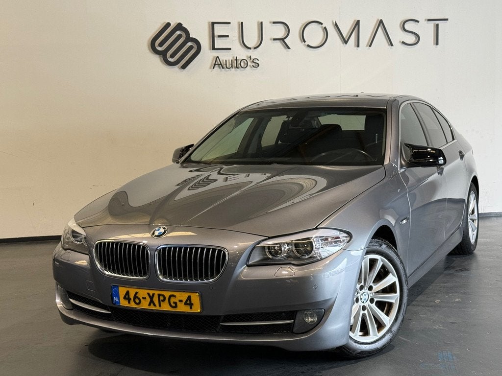 BMW 5-serie 520i Executive Automaat Navi Cruise Airco Pdc Ni, Auto's, BMW, Automaat, Euro 5, Achterwielaandrijving, Gebruikt