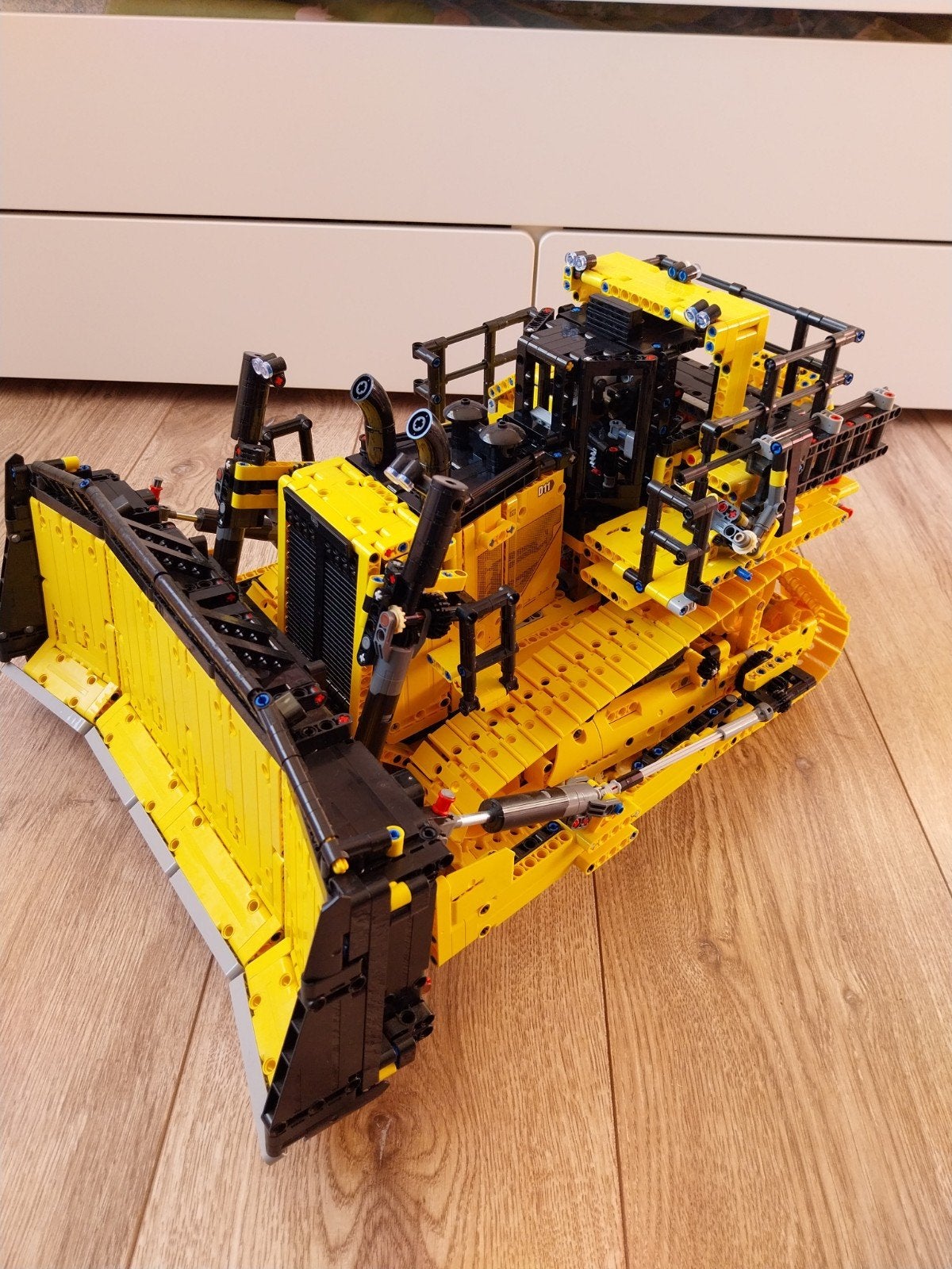 Lego technic 42131 D11 bulldozer, Kinderen en Baby's, Speelgoed | Duplo en Lego, Ophalen, Zo goed als nieuw