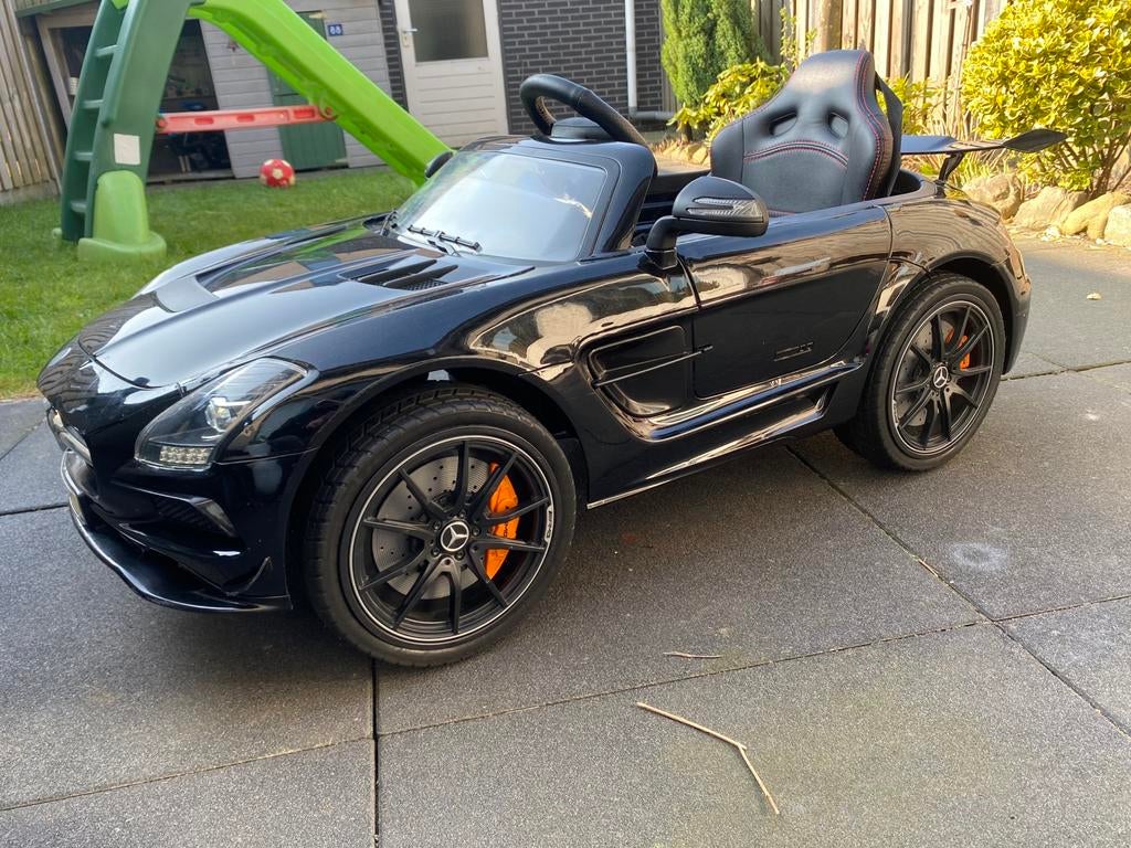 Mercedes SLS luxe uitvoering met scherm, afstandsbediening, Ophalen, Gebruikt