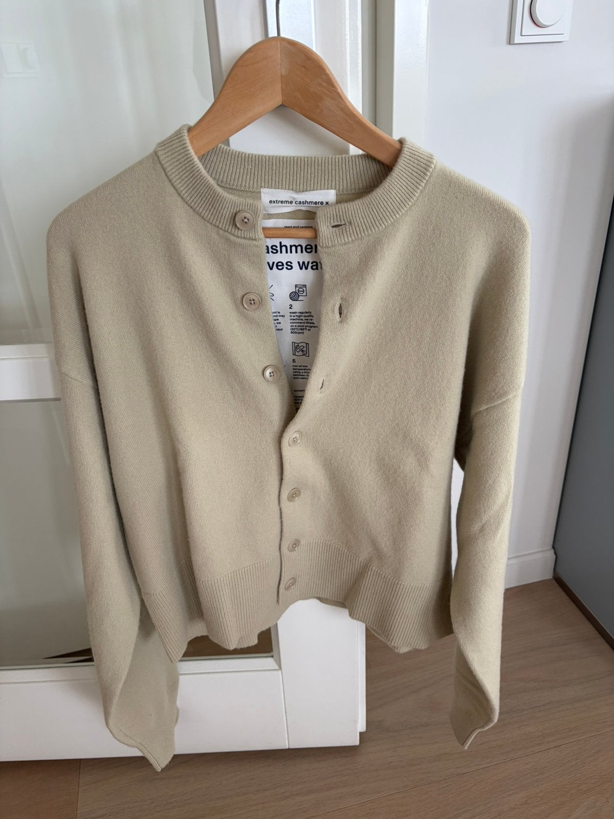 Prachtig Extreme Cashmere vest, Kleding | Dames, Truien en Vesten, Ophalen of Verzenden, Nieuw, Beige