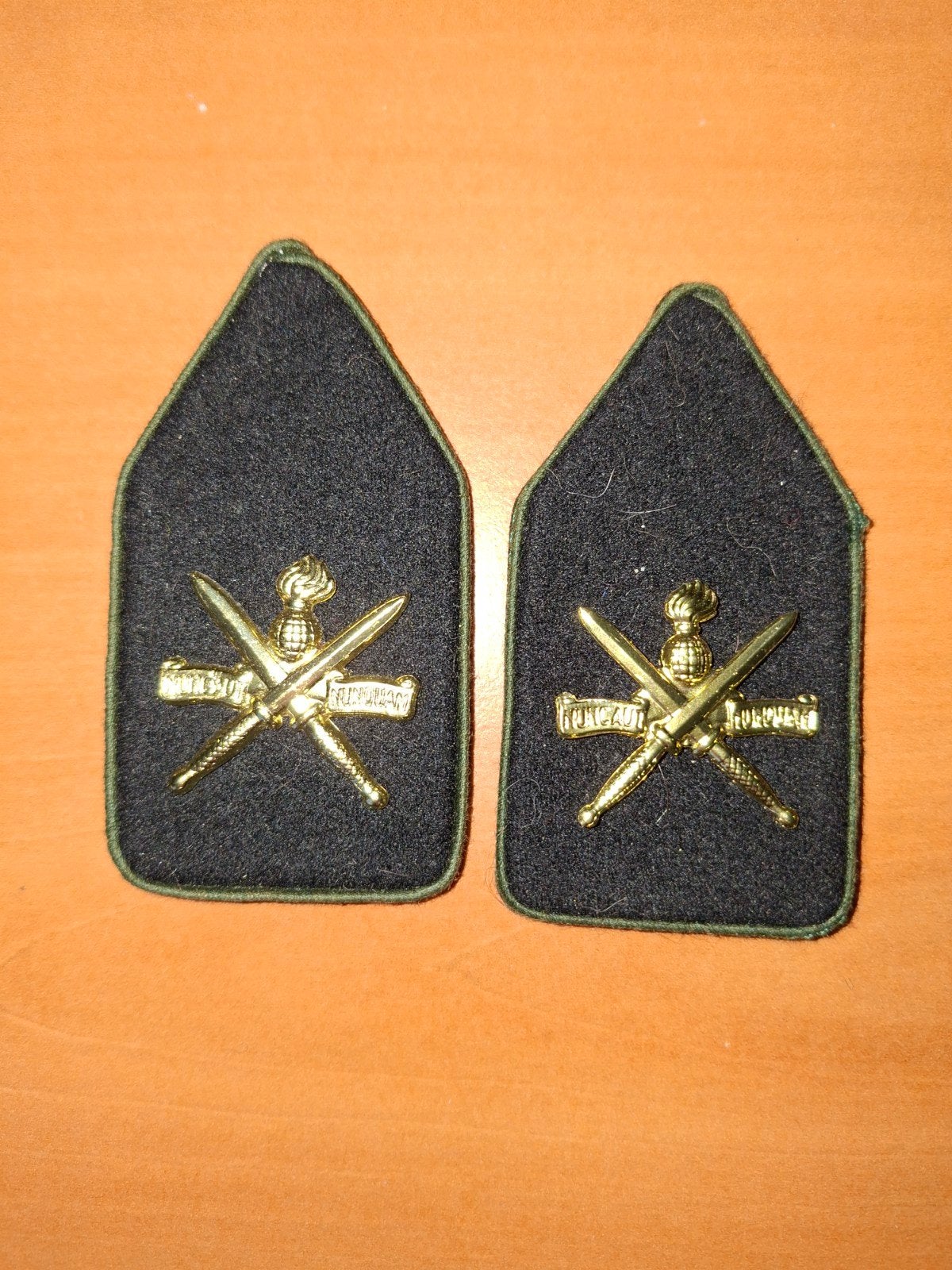 set kraagemblemen kct, Ophalen of Verzenden, Landmacht, Nederland, Embleem of Badge