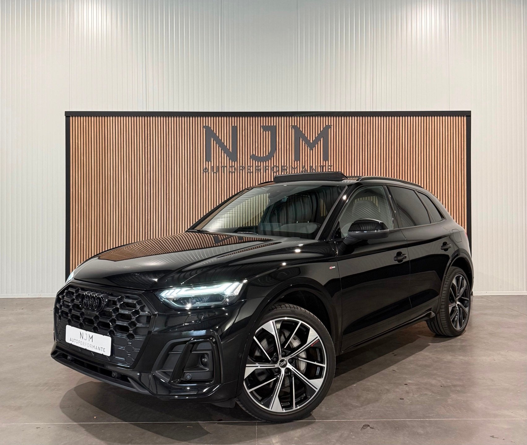 Audi Q5 55 TFSIe S-line|Facelift|Pano|360|B&O|Memory, Auto's, Audi, Automaat, Gebruikt, 4 cilinders, Zwart