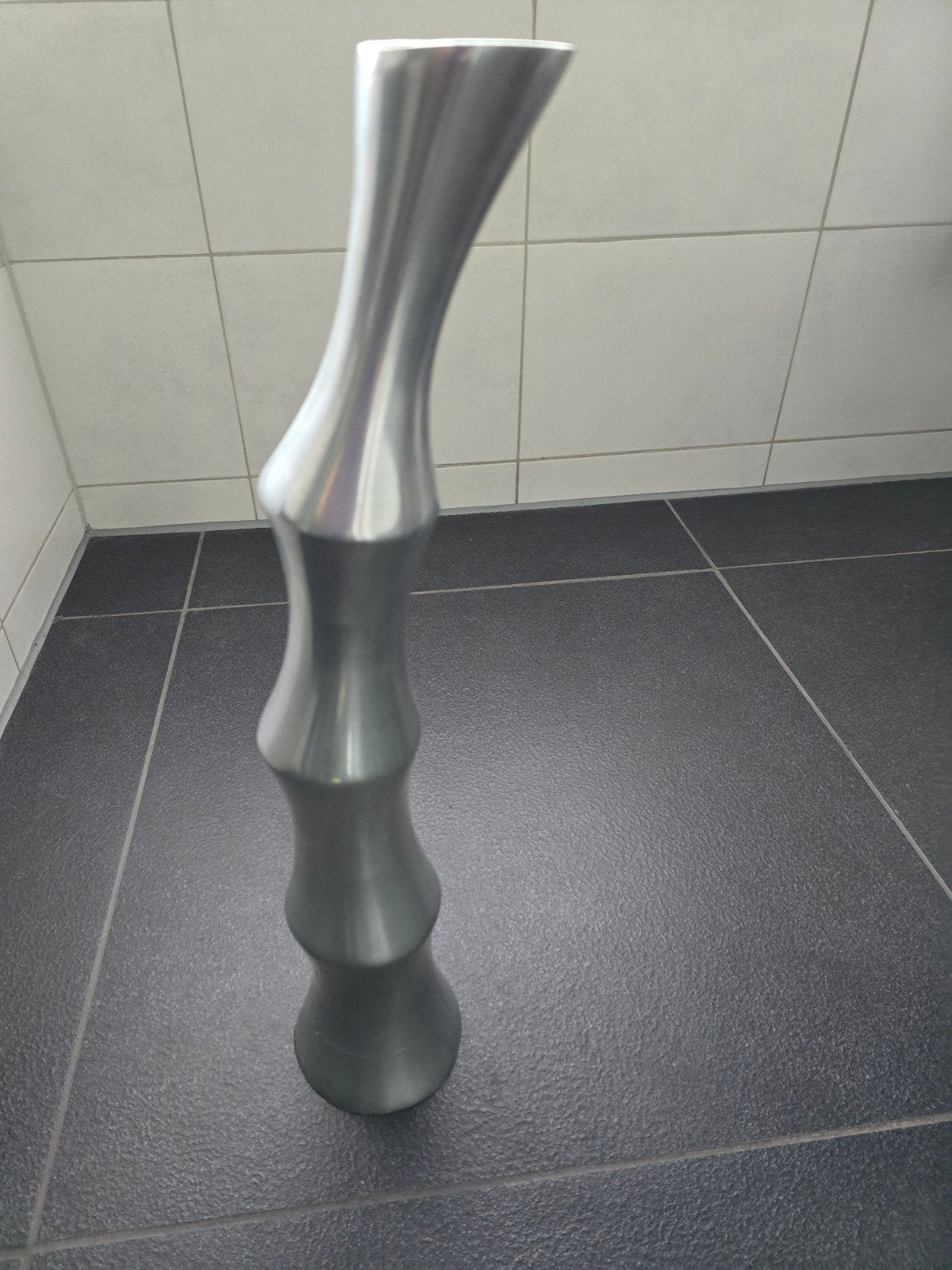 Aluminium vaas 52 cm hoog, Ophalen