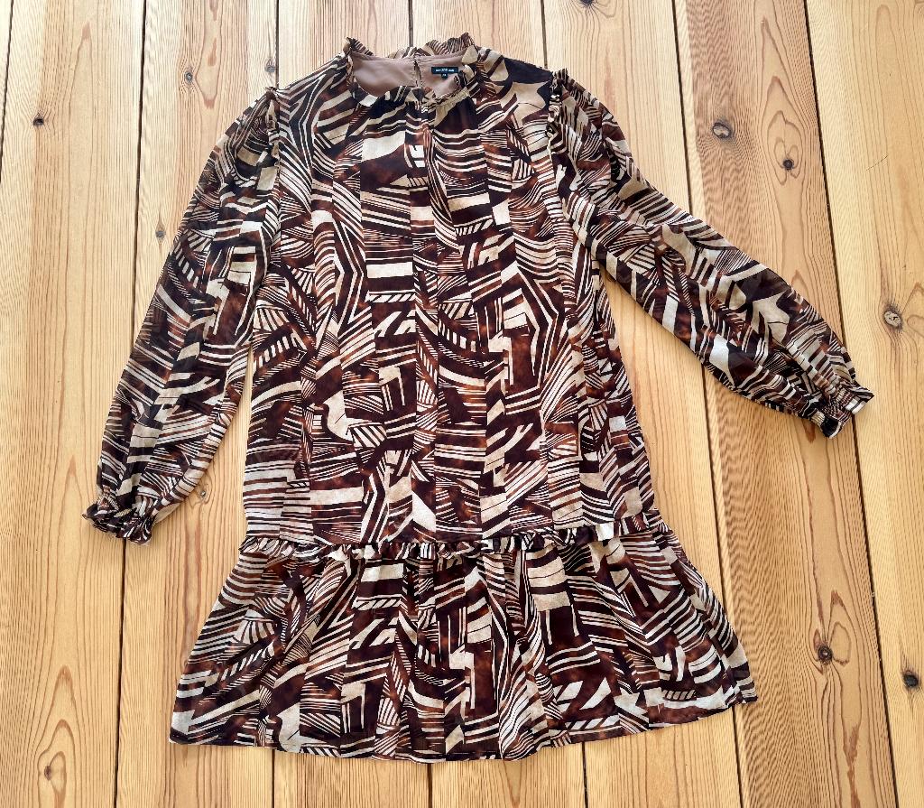Jurk Caroline Biss - Bruin Beige Print - Maat 36 / Small, Kleding | Dames, Bruin, Ophalen of Verzenden, Zo goed als nieuw, Maat 36 (S)