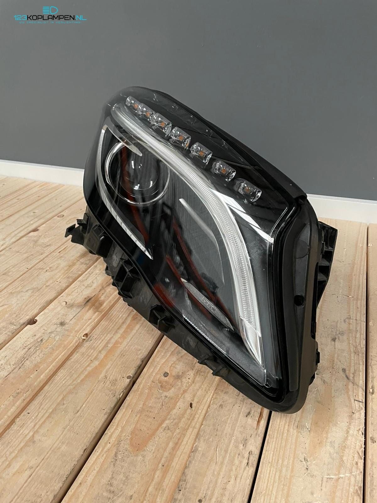 Mercedes GLA W156 Bi Xenon koplamp rechts kompleet
