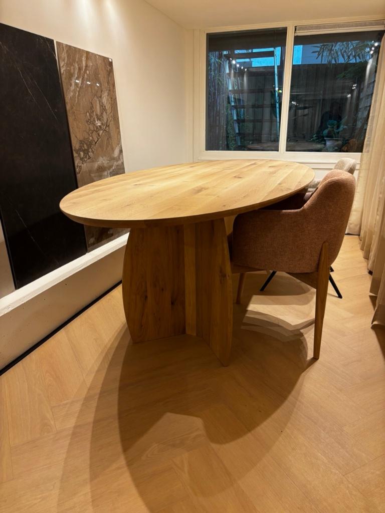 Eiken massief eettafel | Kas20 Outlet Amsterdam, Huis en Inrichting, Tafels | Eettafels, Ophalen, 100 tot 150 cm, Eikenhout, Zo goed als nieuw