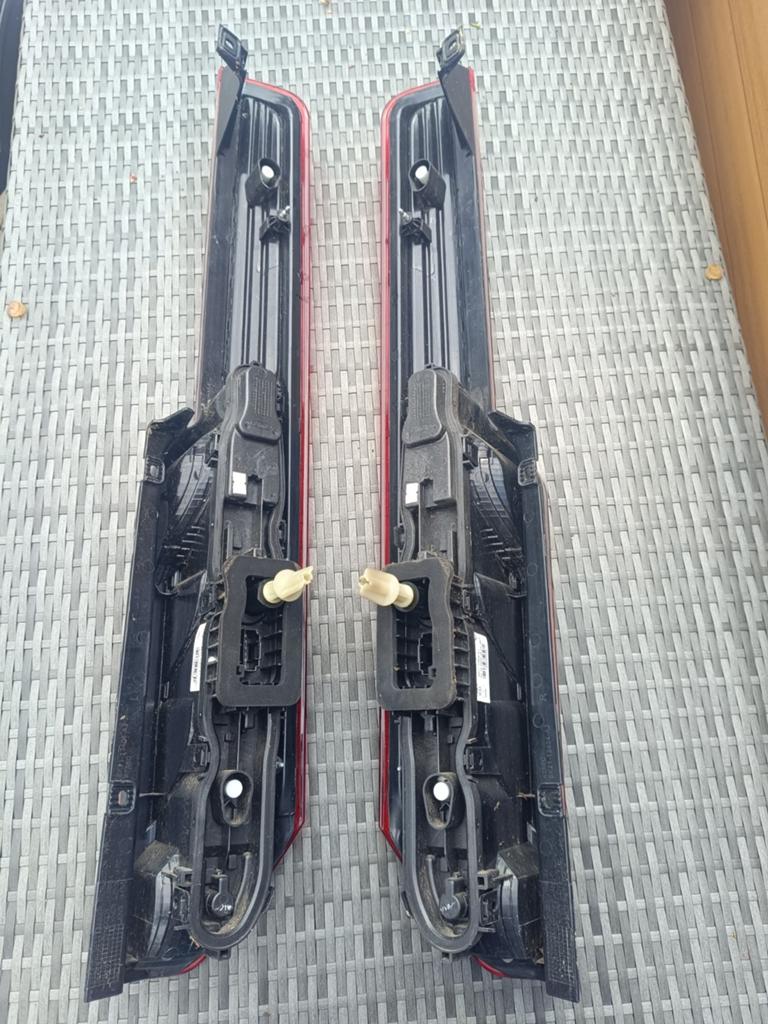 Achterlichten Ford Transit Custom BK2113405AJ en BK2113404AJ, Ophalen of Verzenden, Gebruikt, Ford