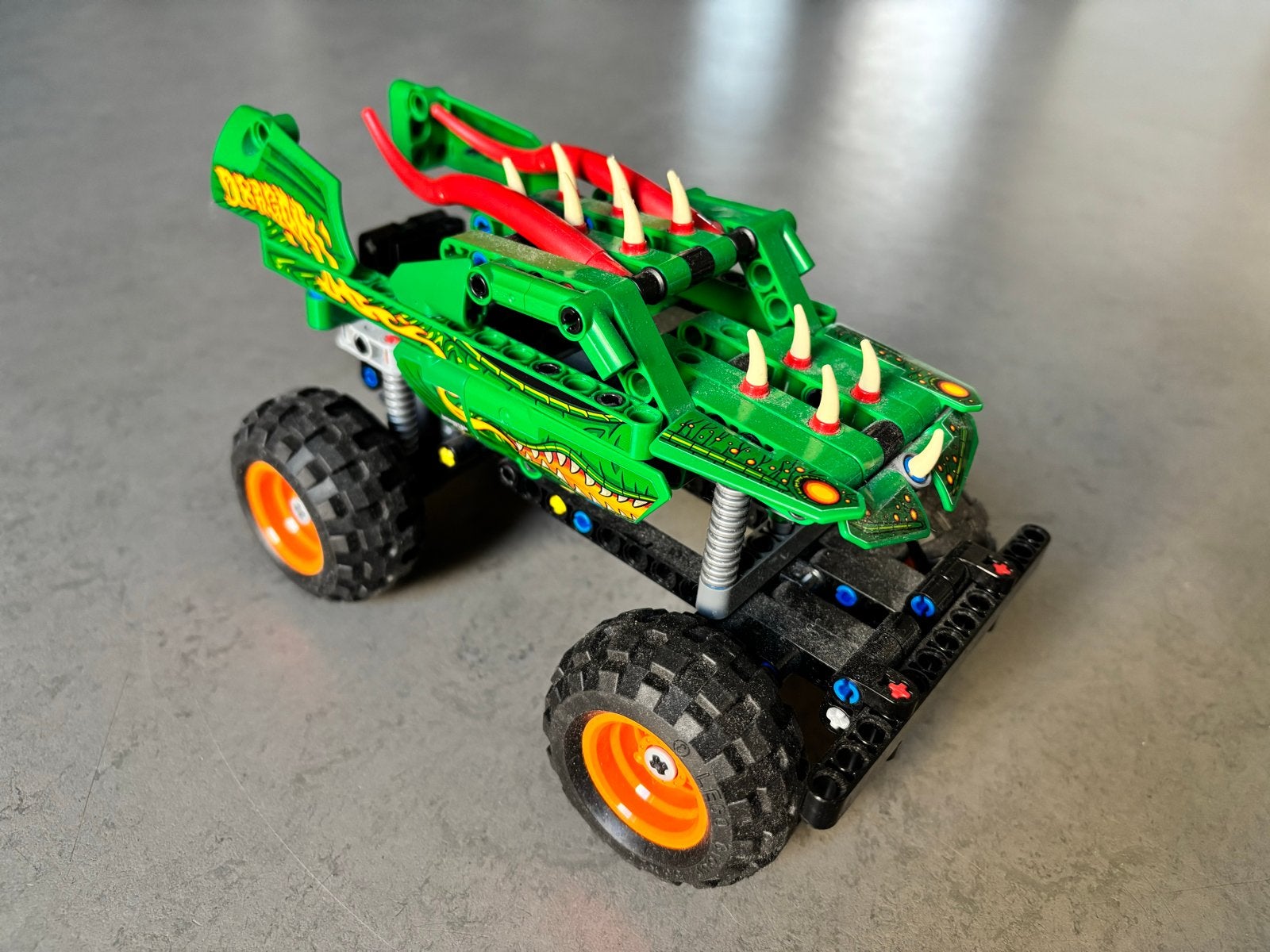 Lego Technic Monster Jam trucks (3 stuks) met boekjes, Gebruikt, Lego, Ophalen of Verzenden, Complete set