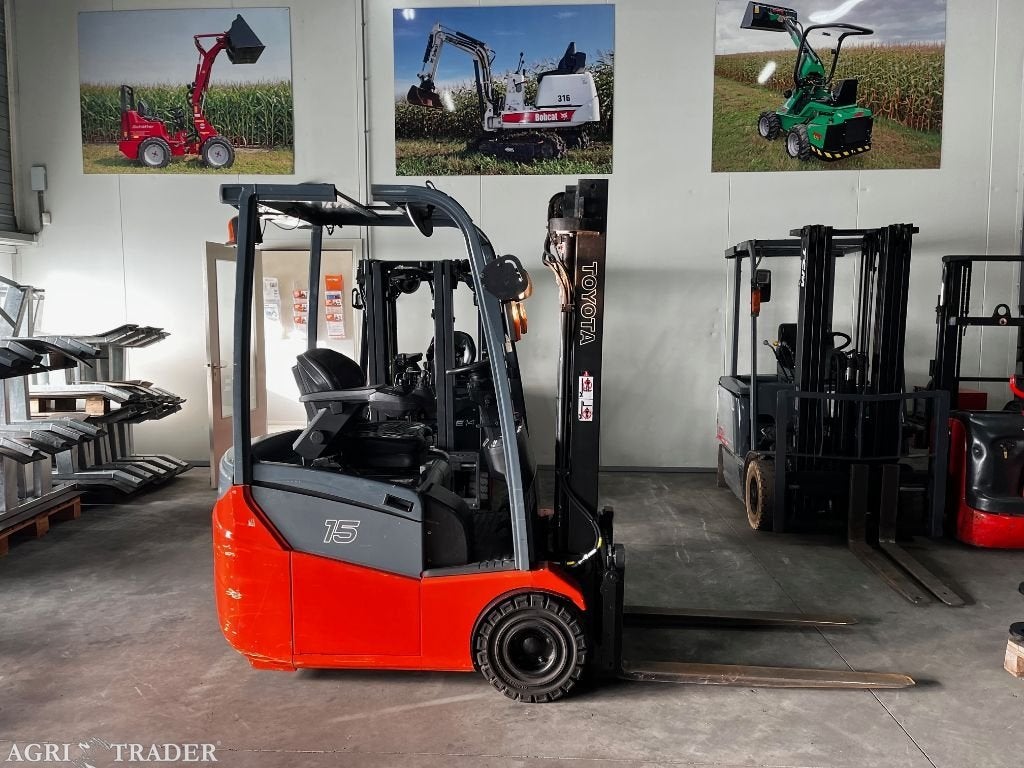 TOYOTA 7FBEST15 TRIPLOMAST, SIDESHIFT, Accu bj 2014, weinig, Zakelijke goederen, Machines en Bouw | Heftrucks en Intern transport