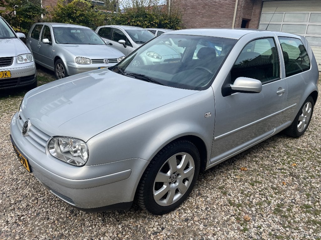 Volkswagen Golf 2.3 V5 110KW 1999 Grijs, Voorwielaandrijving, Stof, 1204 kg, Bedrijf