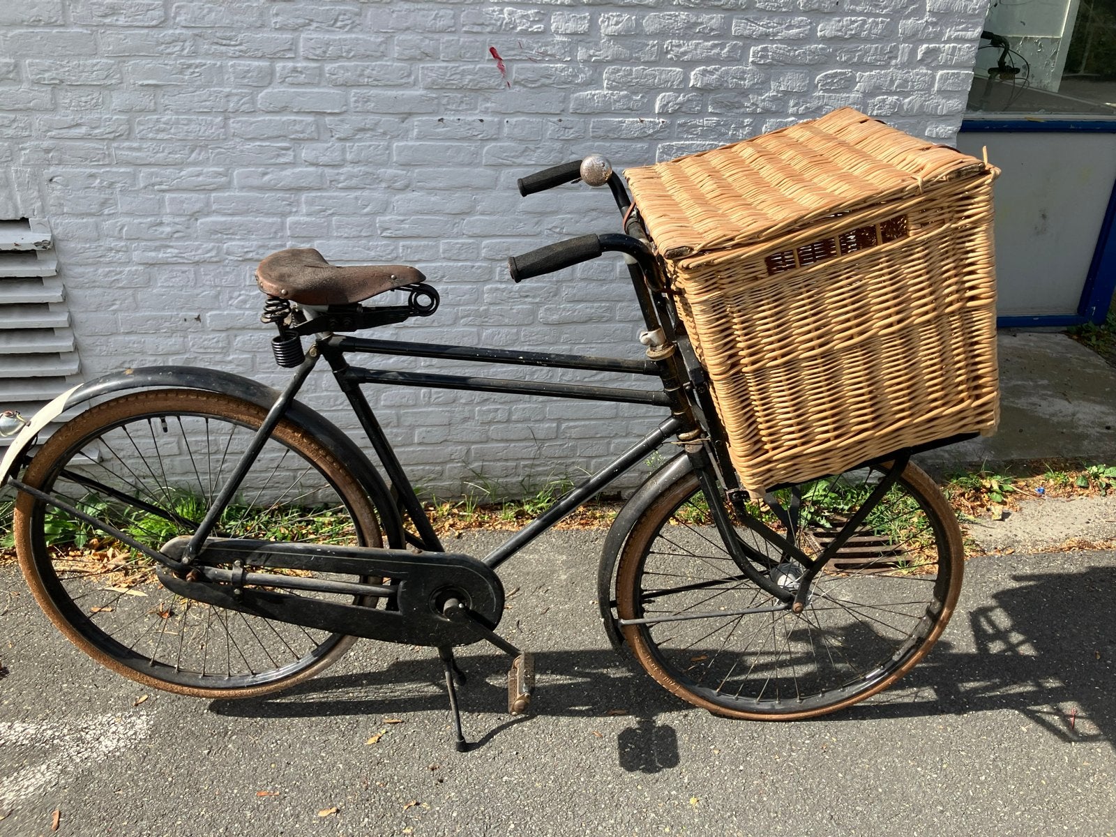 Vintage Gazelle Transportfiets met rieten mand, Fietsen en Brommers, 55 tot 59 cm, Ophalen of Verzenden, Terugtraprem, Jaren '20 of ouder
