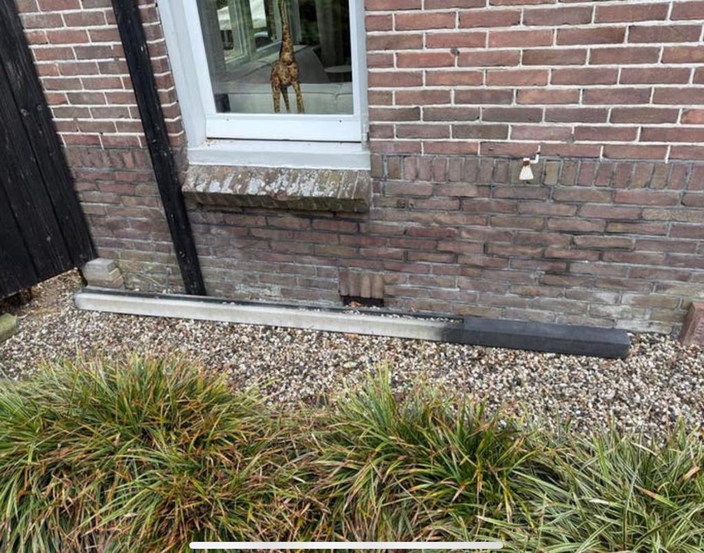 Gratis betonnen schuttingpaal, Tuin en Terras, Ophalen, Gebruikt, Overige materialen