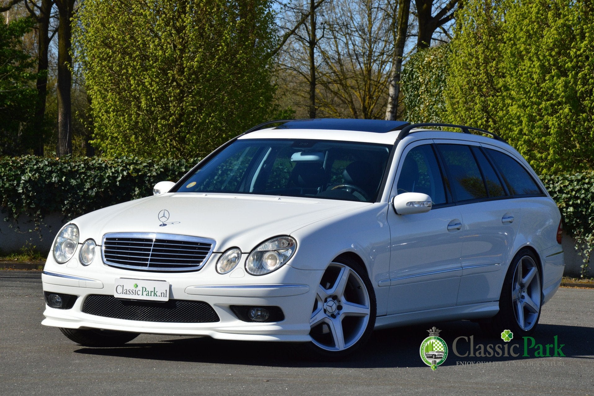 Mercedes-Benz E-Klasse 500 Avantgarde (bj 2004, automaat), Automaat, Achterwielaandrijving, Wit, Leder