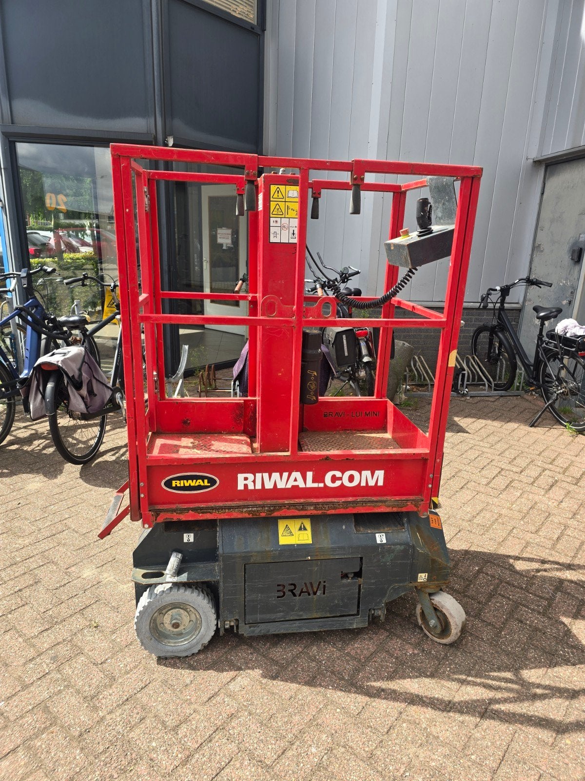 Bravi LUI Mini HD hoogwerker / one-man lift (defect), Ophalen