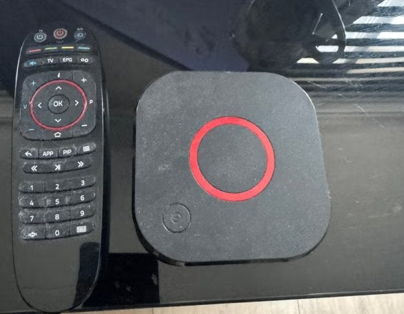 MAG324 IPTV SET-TOP BOX LINUX, Ophalen, Gebruikt, HDMI