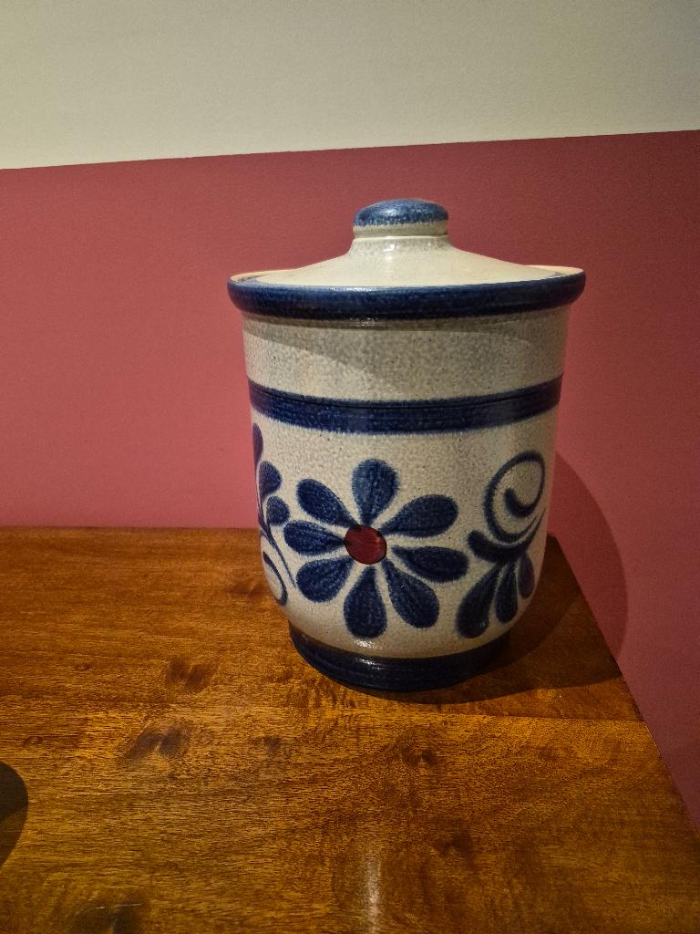 mooie grote vintage aardewerk pot, Huis en Inrichting, Keuken | Potten en Pannen, Ophalen of Verzenden, Zo goed als nieuw, Overige materialen