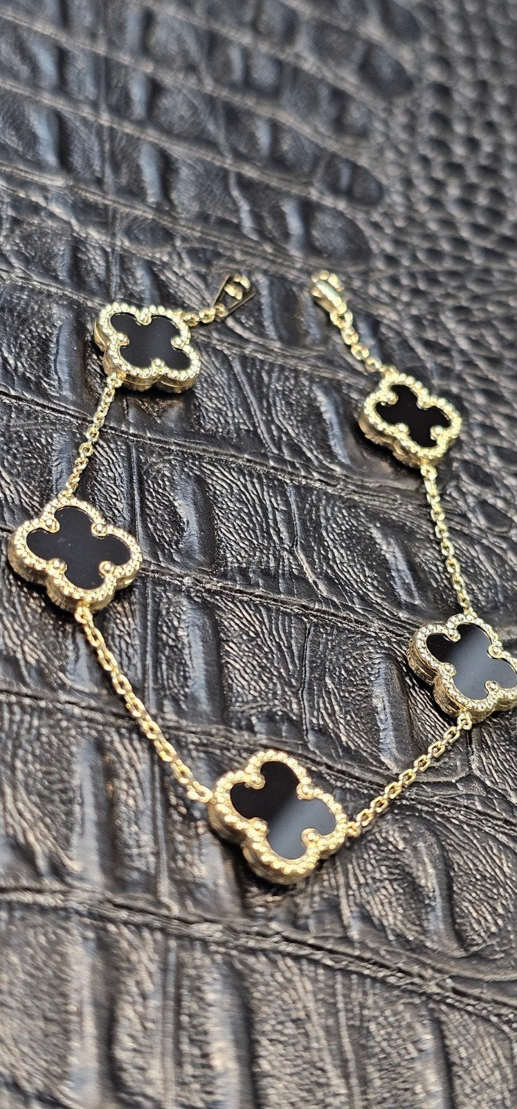 Prachtige 14k gouden armband zwarte clover