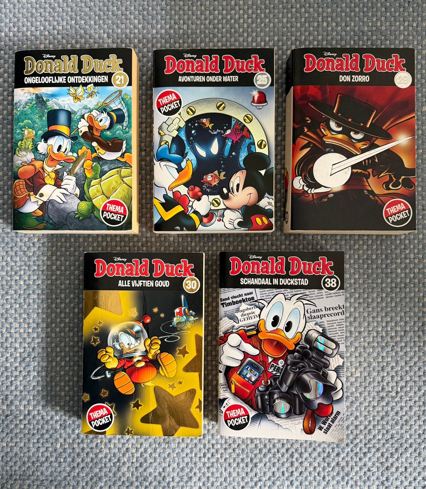 Donald Duck Pockets - Thema Pocket, Meerdere stripboeken, Ophalen of Verzenden, Zo goed als nieuw