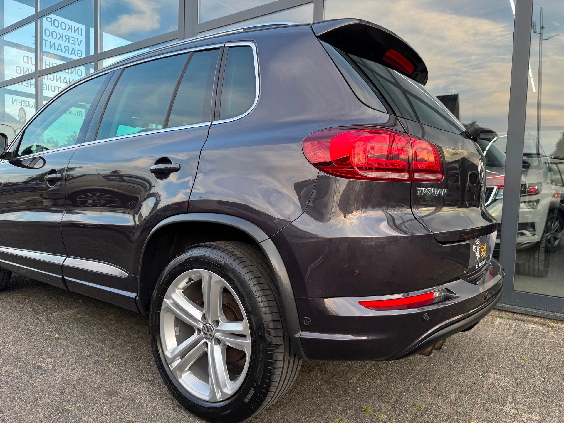 Volkswagen Tiguan 1.4 TSI ACT Led | R-line | CarPlay, Voorwielaandrijving, Gebruikt, 4 cilinders, Handgeschakeld
