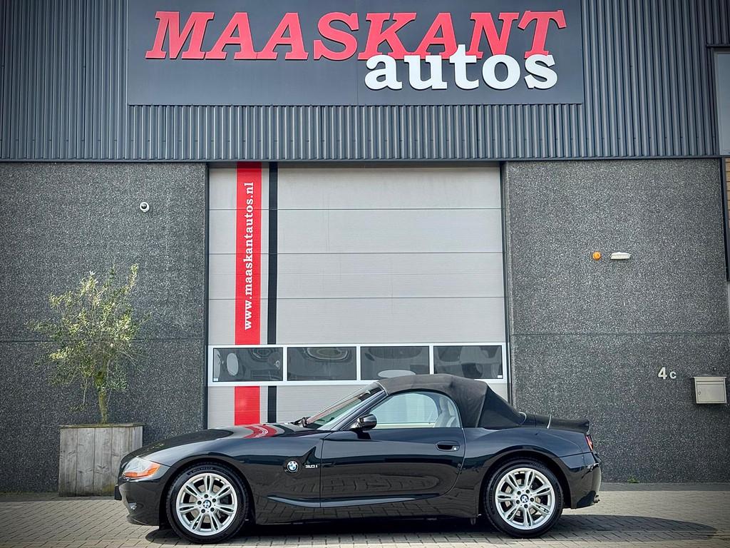 BMW Z4 Roadster 3.0i S / Aut / NL auto / 231pk / Xenon / Cru, Auto's, Automaat, Gebruikt, Beige, Zwart