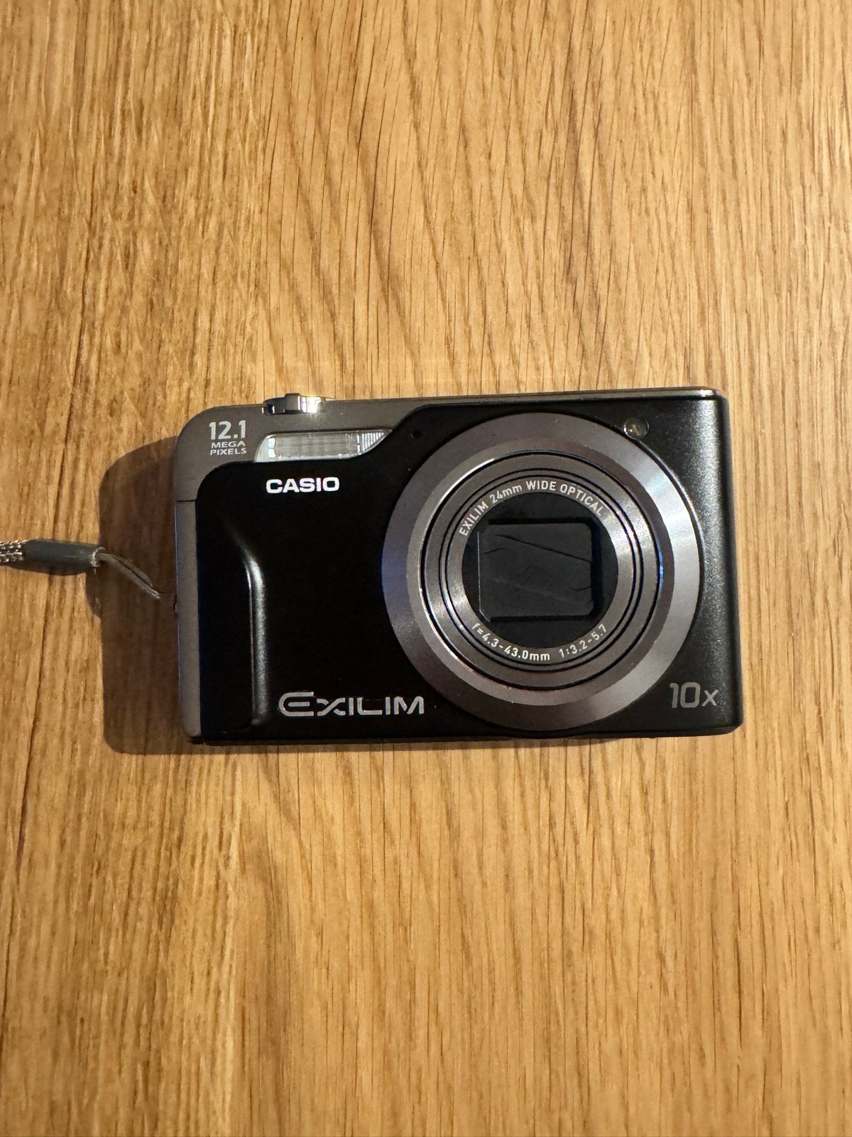 Casio Exilim 12.1 MP Digitale Compactcamera met 10x Zoom, Casio, Gebruikt, Compactcamera, Accu