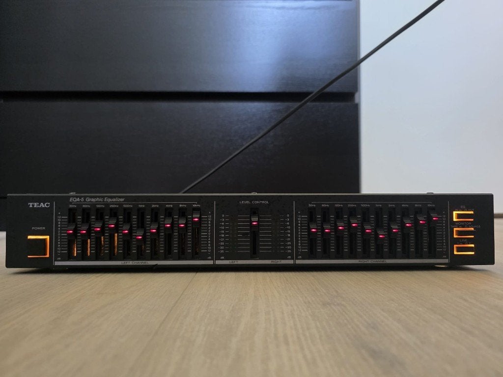teac equilizer EQA5 - gereviseerd, Ophalen of Verzenden, Zo goed als nieuw