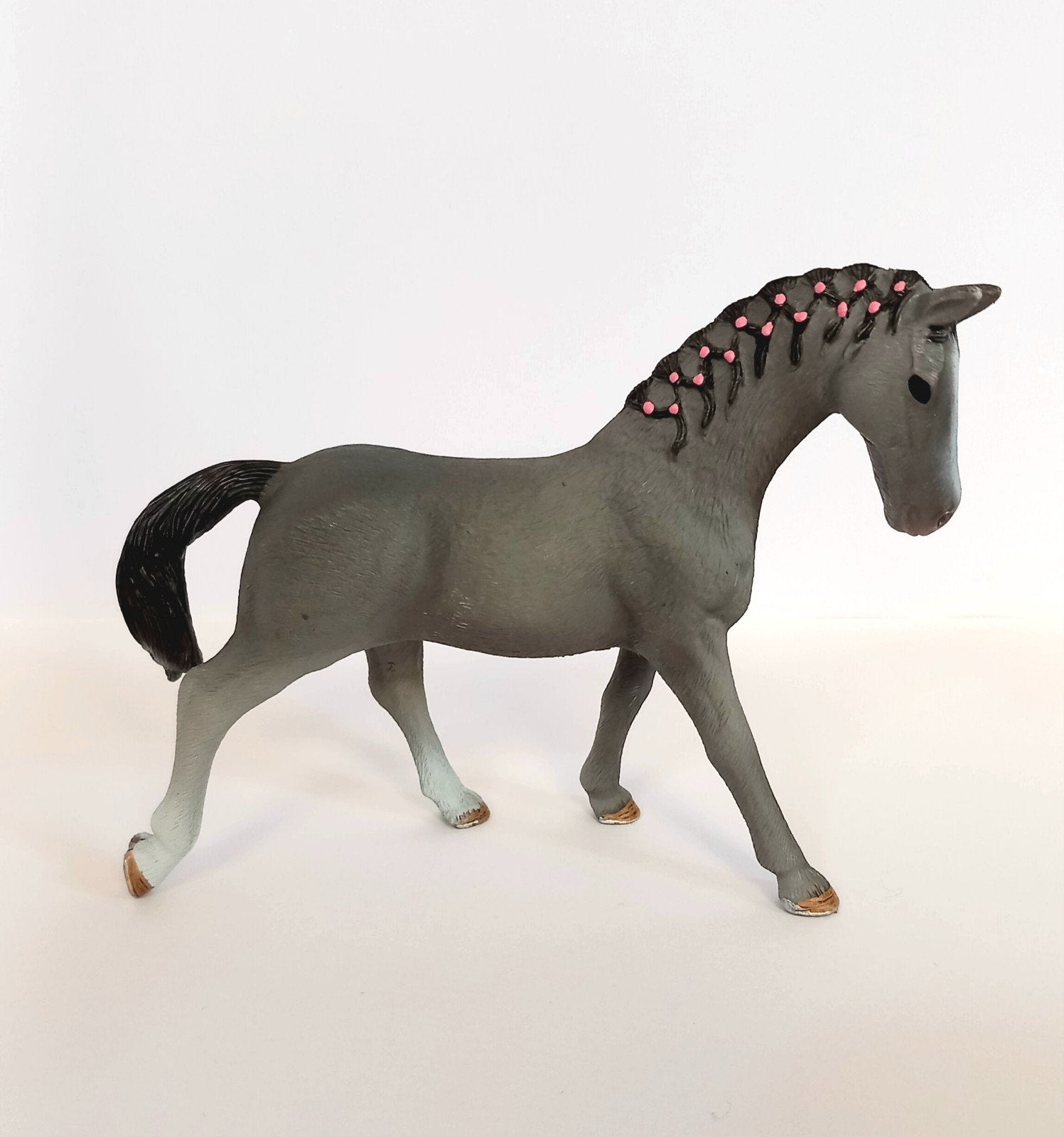 Schleich paard grijs met vlechtjes - Speelgoed, Ophalen of Verzenden, Zo goed als nieuw
