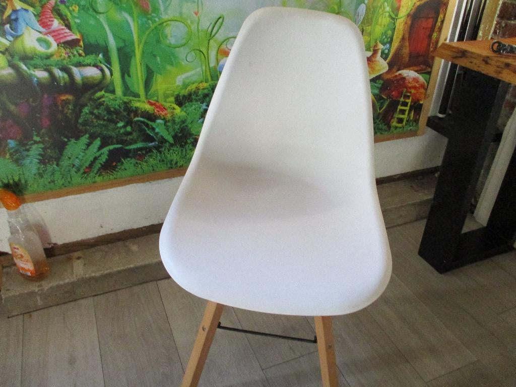 stoel 1x wit, Gebruikt, Hout, Stoel wit, Wit