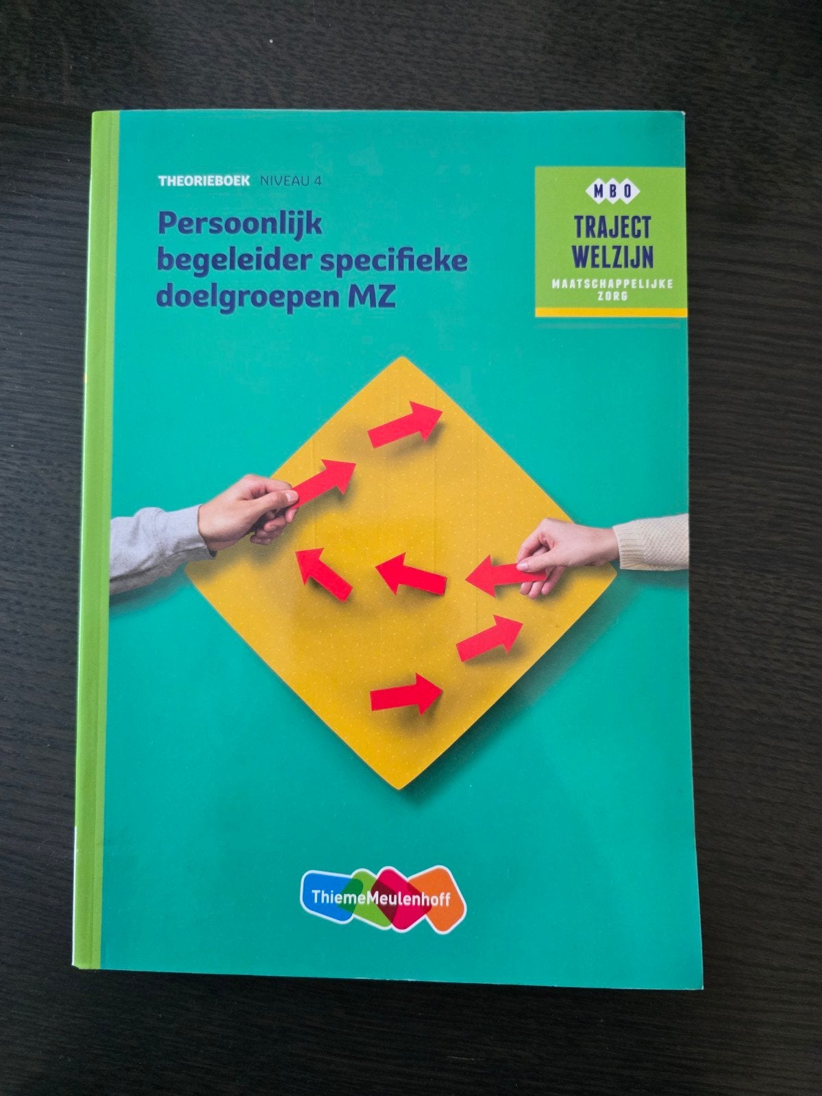 Theorieboek Persoonlijk begeleider specifieke doelgroepen, Ophalen, Overige vakken, ThiemeMeulenhoff, Zo goed als nieuw