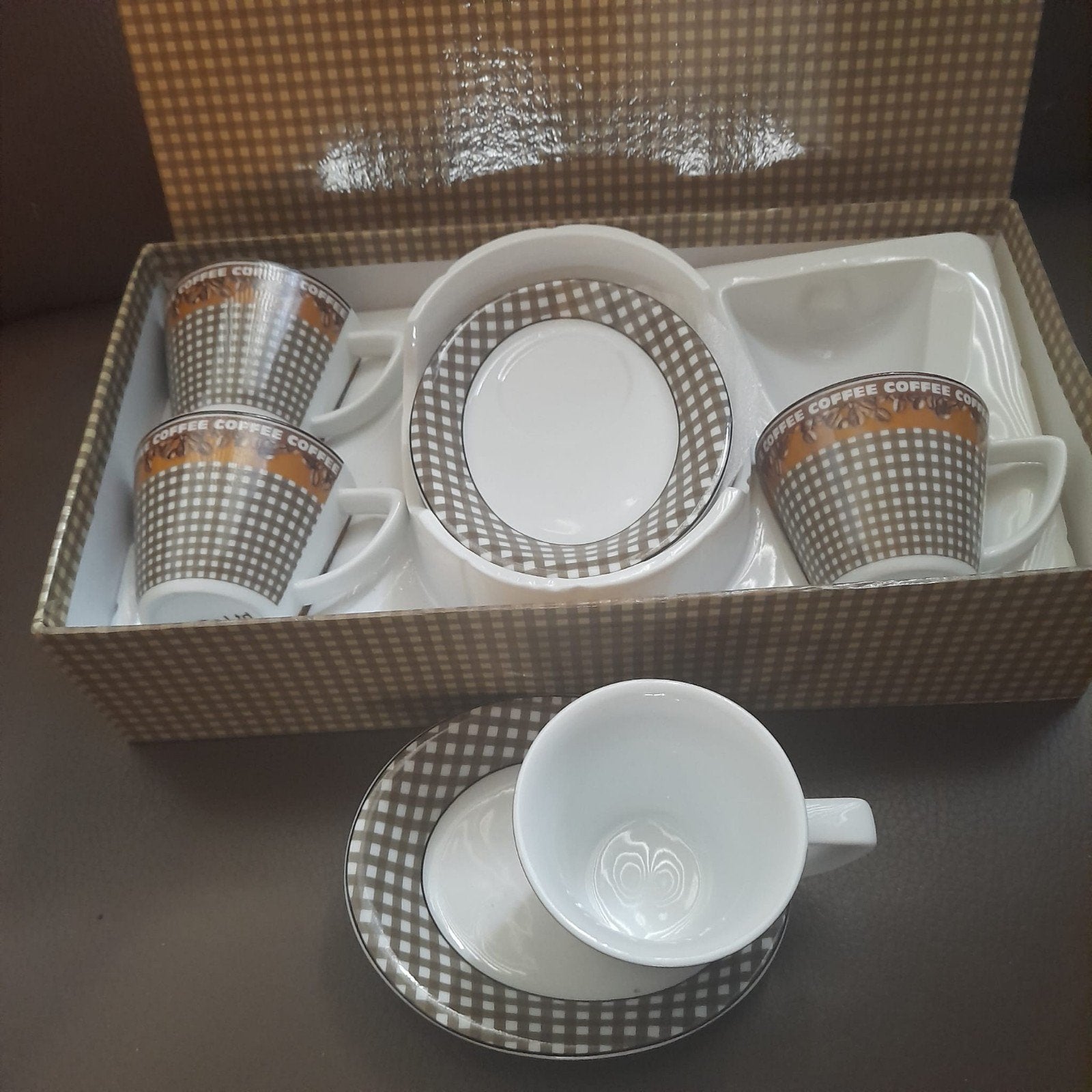 GaPa Ltd Koffiekopjes en Schotels Set - Nieuw, Huis en Inrichting, Keuken | Servies, Keramiek, Nieuw, Ophalen of Verzenden, Overige stijlen
