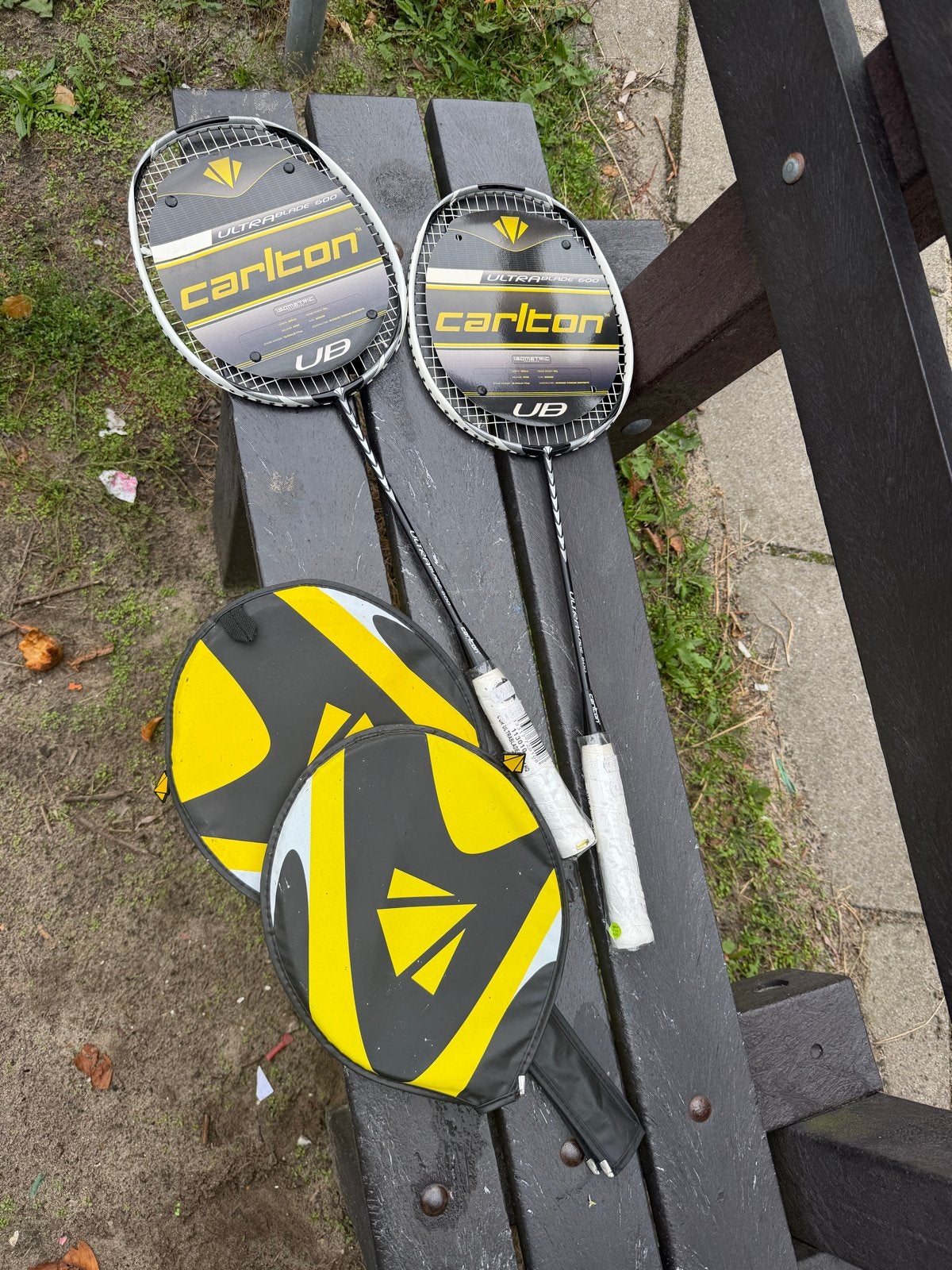 Carlton badmintonrackets met hoezen NOOIT GEBRUIKT!, Sport en Fitness, Ophalen, Gebruikt, Racket(s)
