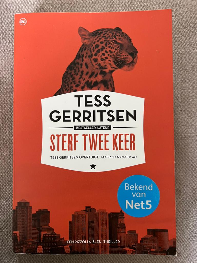 Tess Gerritsen - Sterf twee keer, Boeken, Thrillers, Ophalen of Verzenden, Zo goed als nieuw, Tess Gerritsen