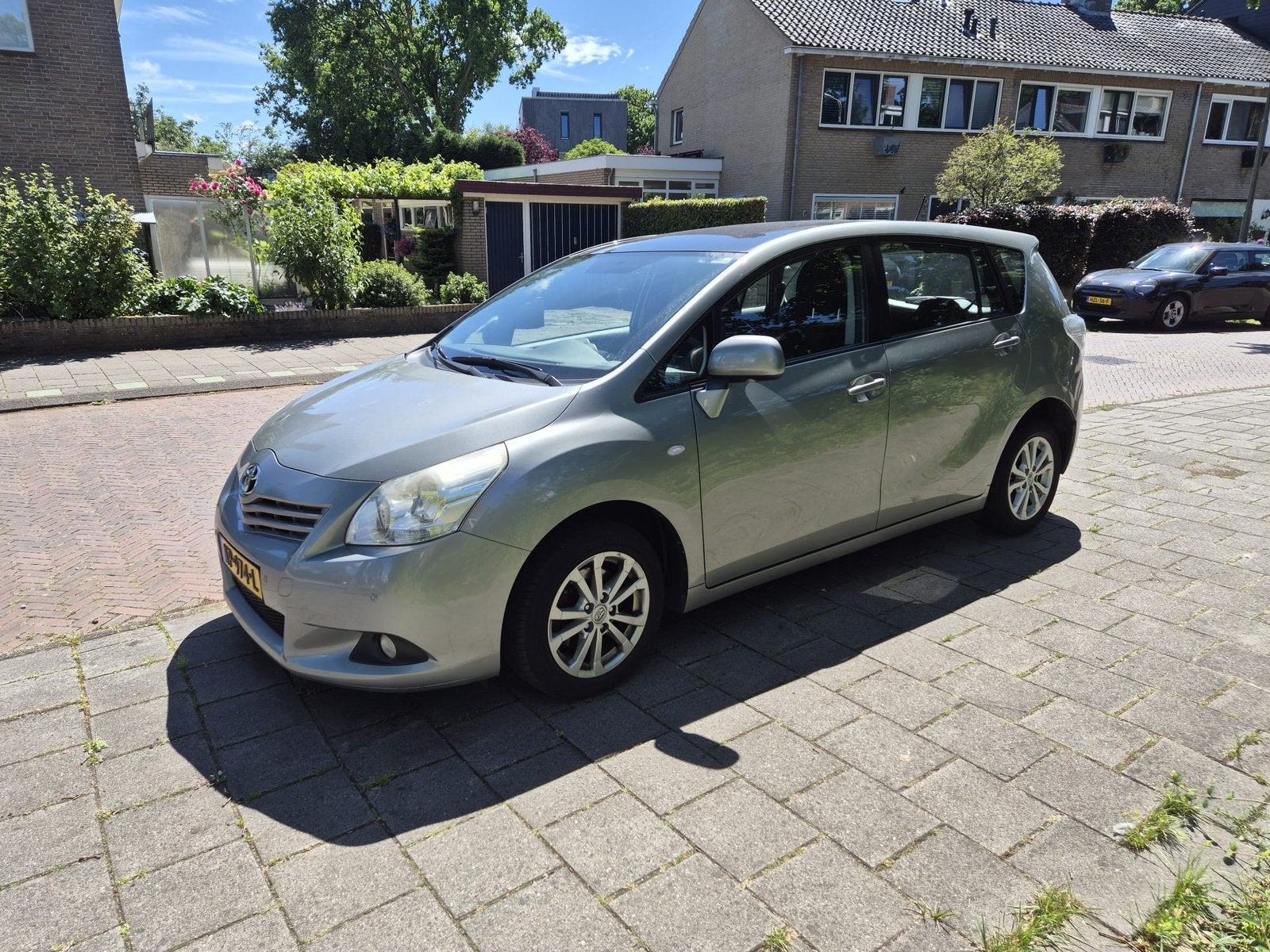 Toyota Verso 1.8 Vvti 5P 2010 Grijs, Auto's, Toyota, Voorwielaandrijving, Euro 5, 4 cilinders, 14 km/l