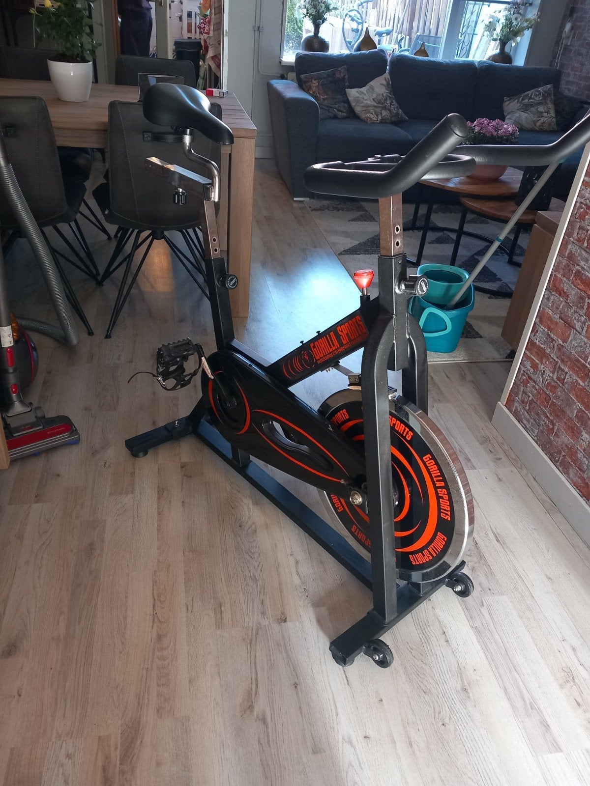 Gorilla Sports Spinningfiets - Zo goed als nieuw, Ophalen