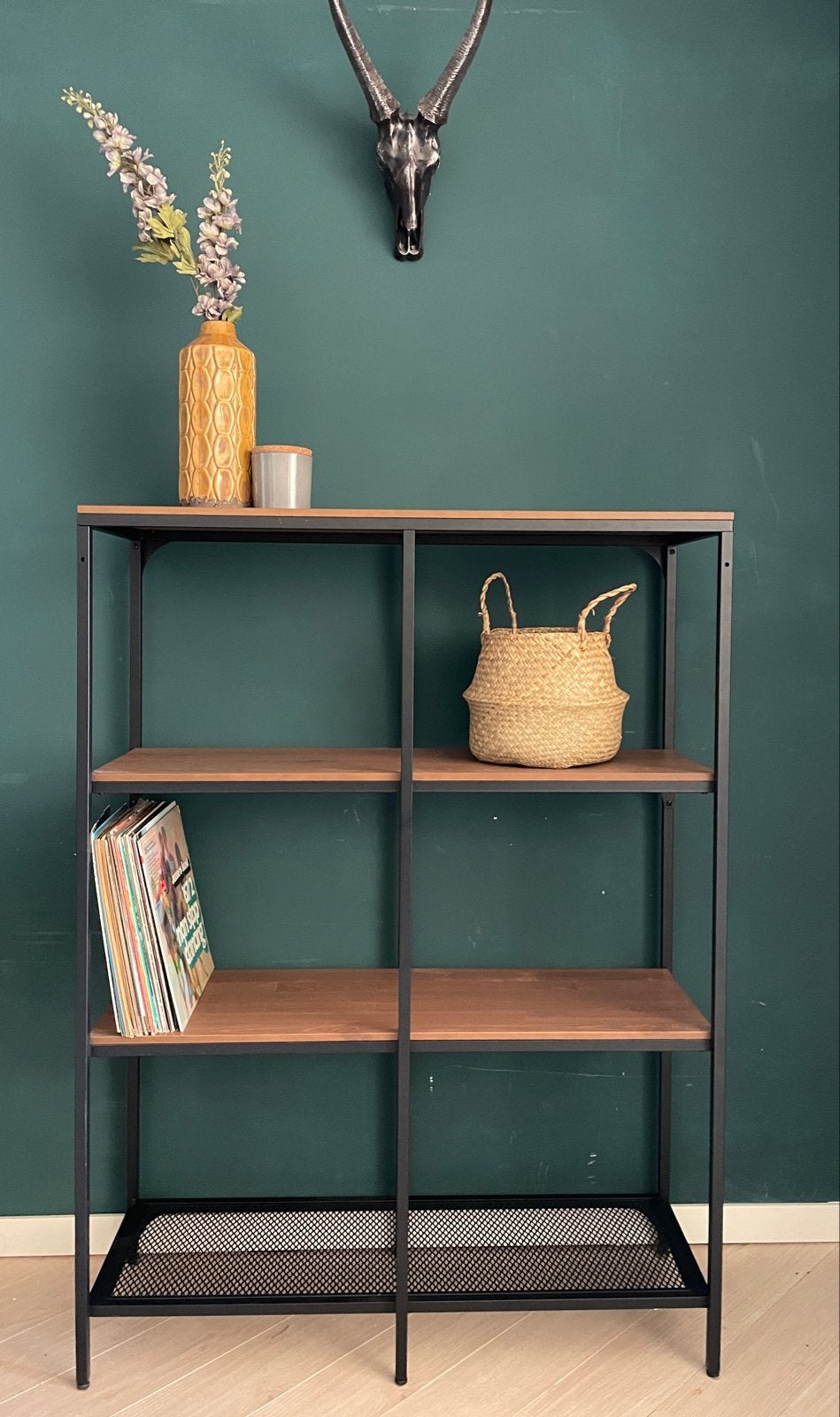 Ikea Roomdivider / Open Kast - Zwart/Hout industrieel, Huis en Inrichting, Ophalen, Zo goed als nieuw