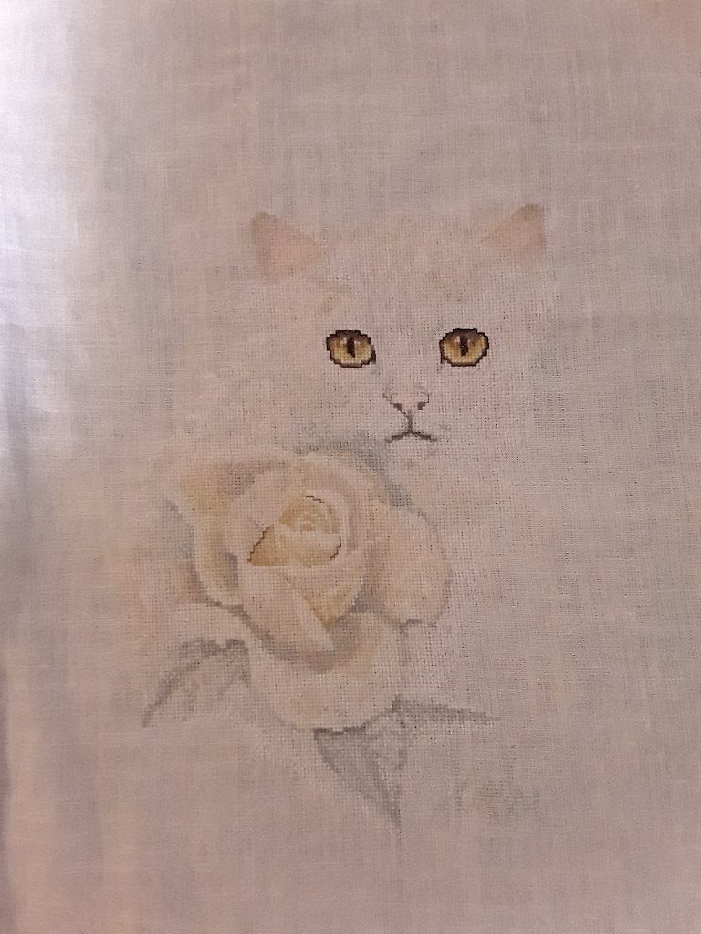 Borduurwerk Poes met een roos, Ophalen of Verzenden, Nieuw, Handborduren, Borduurpakket