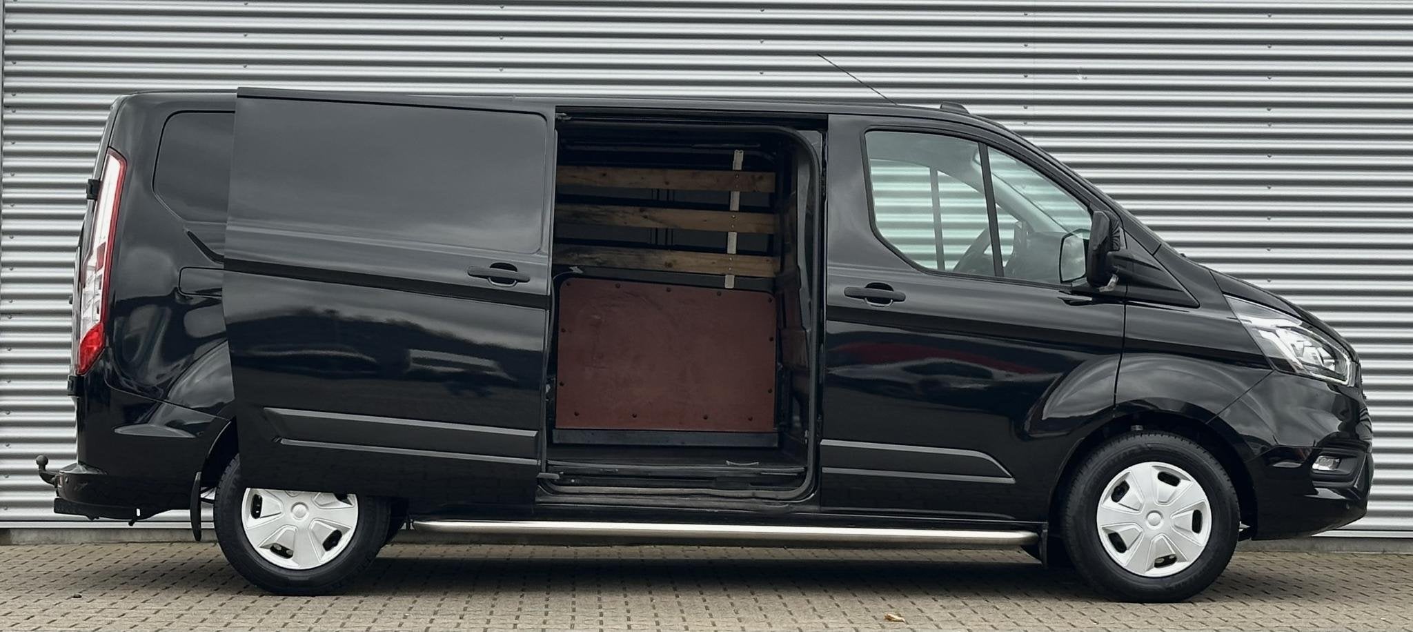 Ford Transit Custom 320 2.0 TDCI L2H1 Trend adaptive cruise, Voorwielaandrijving, Euro 6, 4 cilinders, 1991 kg