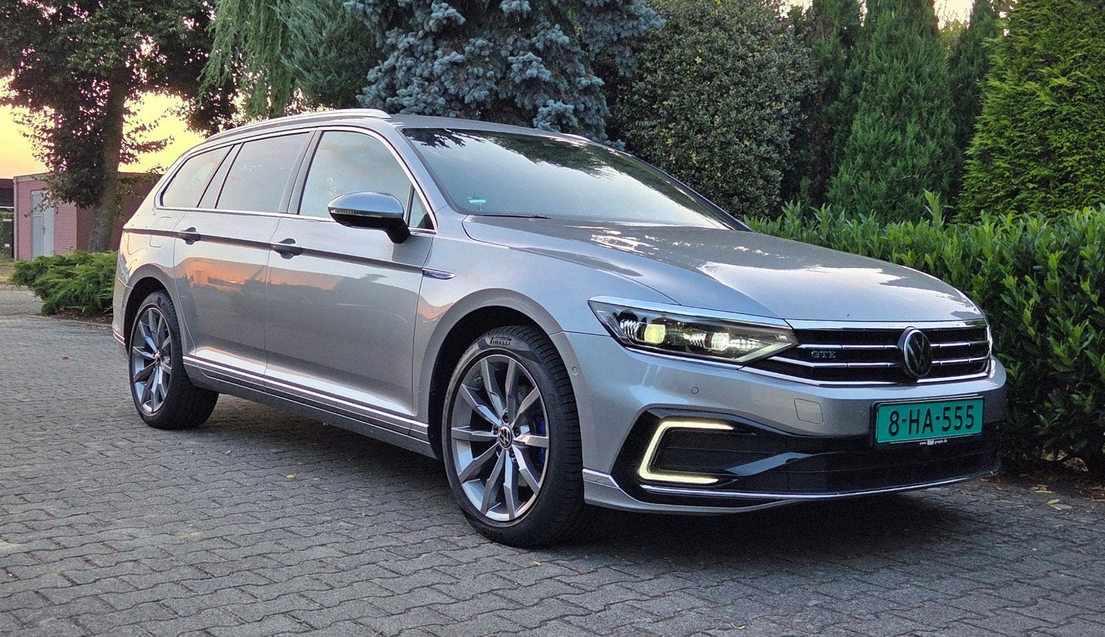 Volkswagen Passat 1.4 TSI Phev 218pk 6-DSG 2020, Auto's, Volkswagen, Zwart, Plug-in hybride, Hybride Elektrisch/Benzine, 1600 kg