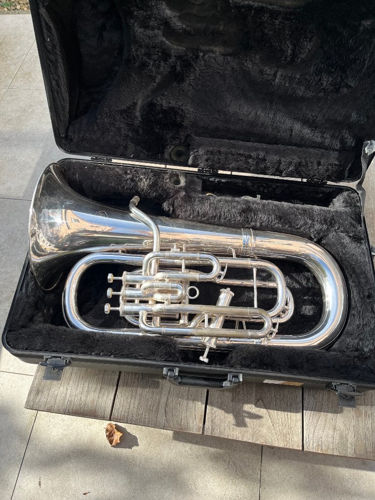Manchester brass euphonium, Muziek en Instrumenten, Ophalen of Verzenden, Gebruikt, Euphonium of Tenortuba, Met koffer of draagtas