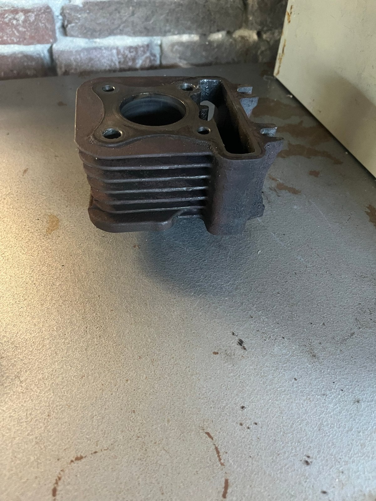 Piaggio 4takt 2v Cilinder, Ophalen of Verzenden, Gebruikt, Cilinder, Piaggio