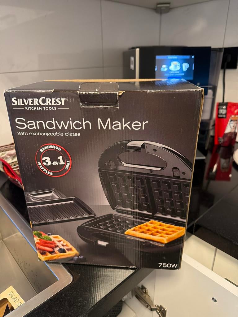 SilverCrest 3-in-1 Sandwich Maker, Wafelijzer & Grill, Ophalen of Verzenden, Uitneembare platen, Zo goed als nieuw