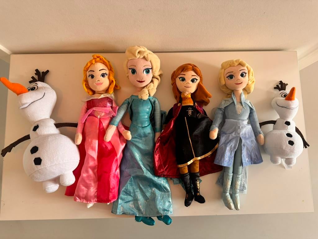 Disney prinsessen knuffelpoppen, Ophalen of Verzenden, Zo goed als nieuw, Overige typen