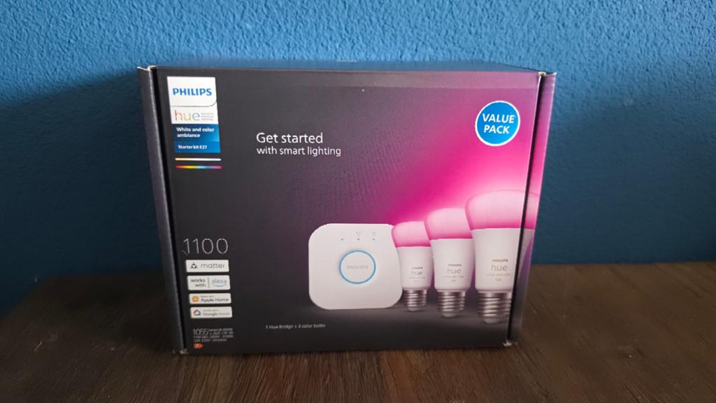 Philips Hue White and Color Startpakket E27 3-pack + Bridge, Huis en Inrichting, Lampen | Losse lampen, Led-lamp, Minder dan 30 watt
