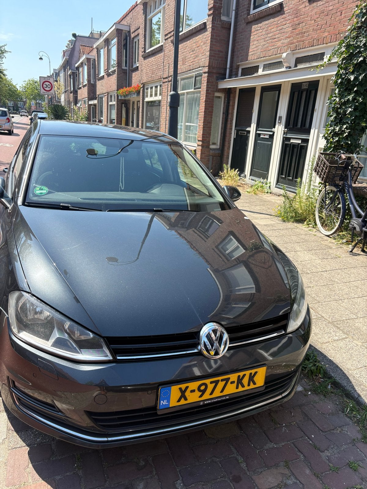 Volkswagen Golf 1.2 TSI 81KW 5D Dsg-7 2016 Grijs, Auto's, 4 cilinders, 620 kg, Grijs, 1151 kg
